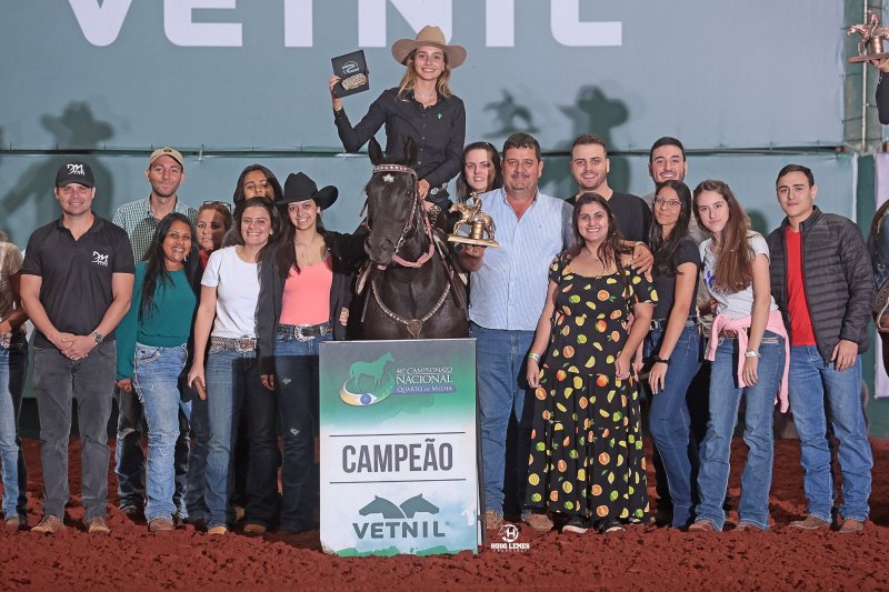 Três tambores: Roberta Marin é campeã em competição nacional da ABQM