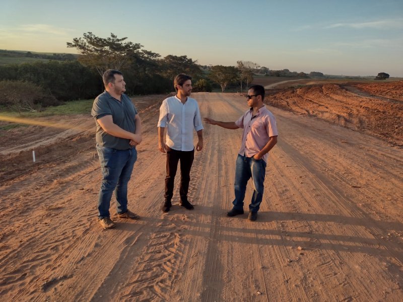 Bairro do Bonito: trecho de estrada rural é recuperado pela Prefeitura de Penápolis