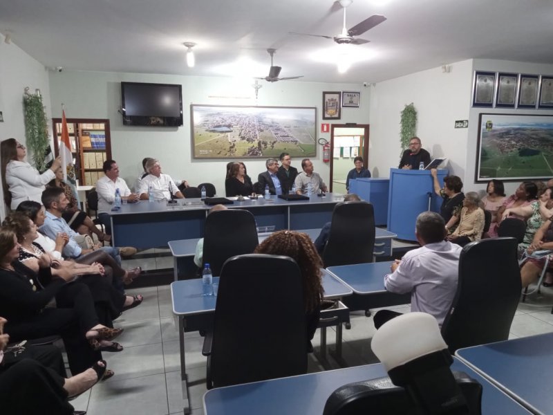 Irmãos recebem título de Cidadão Barbosense