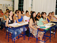 Formação Continuada: Professores participam de atividades do Pró-Letramento