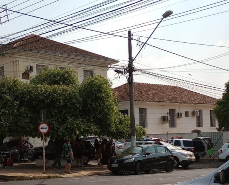 Mulher esfaqueada: Polícia prende acusado de tentativa de feminicídio em Penápolis