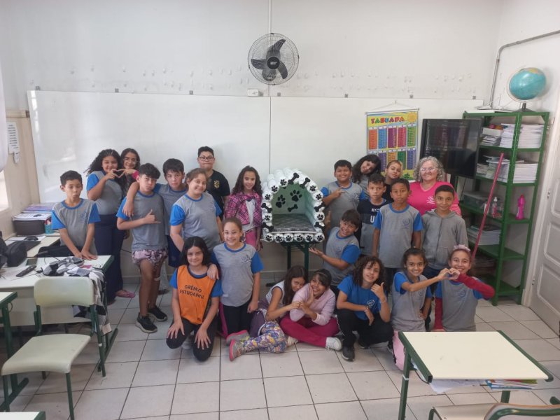 Educação: alunos se destacam com projetos científicos para feira estadual