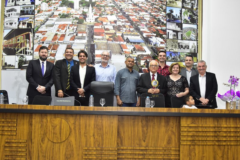 Detalhes Notícia