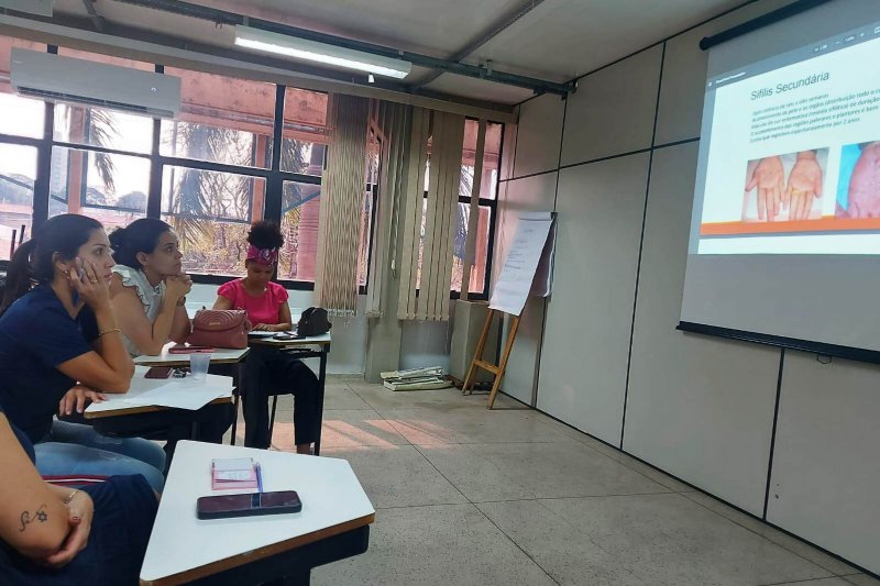 Secretaria de Saúde promove capacitação sobre sífilis