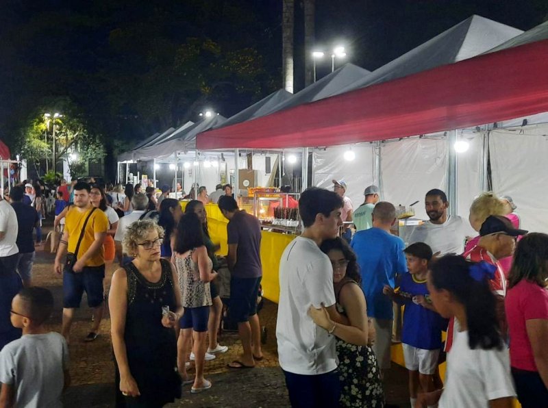 Praça Dr. Carlos Sampaio: Festa dos Imigrantes movimentou o final de semana