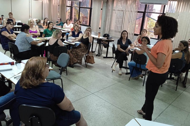 Professores participam de formação sobre Práticas Pedagógicas Inclusivas