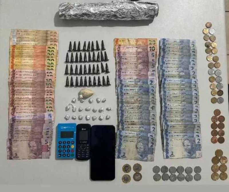 Jovem acusado de tráfico é preso pela Polícia Militar no Rosa Alberton