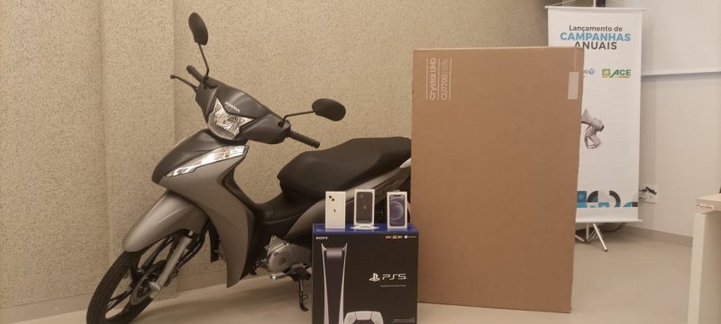 Comércio anuncia horário especial e sorteio de moto no Natal