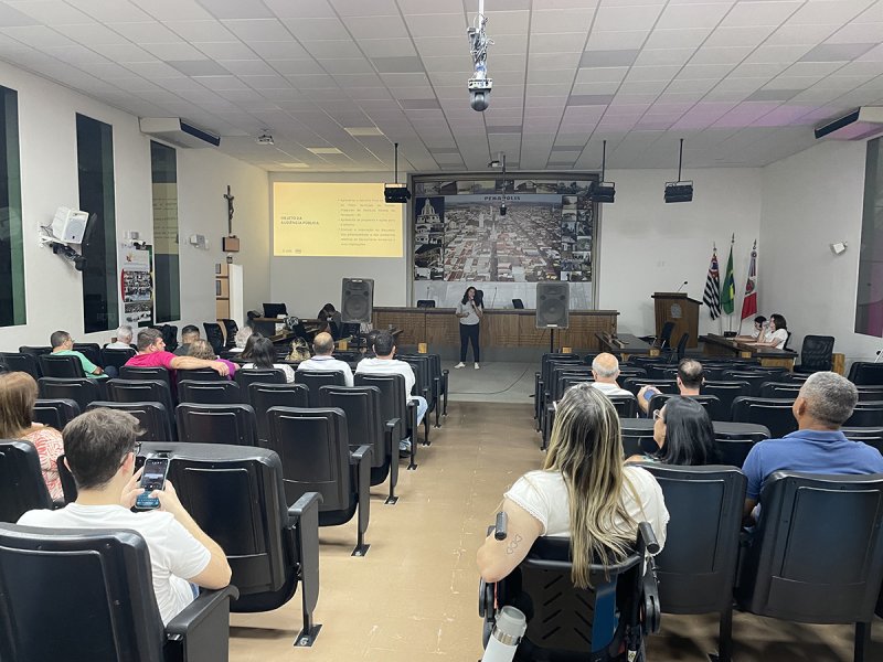 Penápolis rumo à sustentabilidade: audiência pública evidencia novo plano de resíduos sólidos