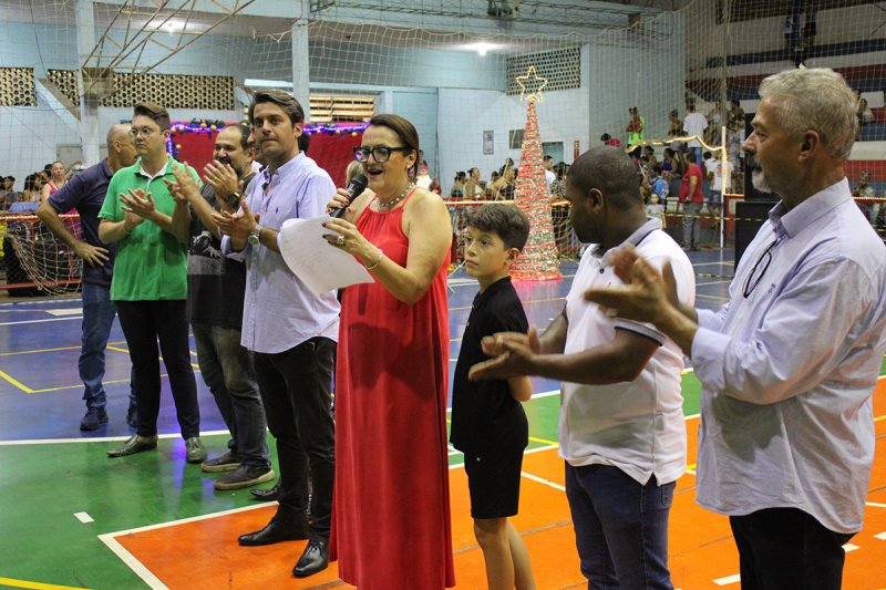 Natal Solidário distribui mais de 700 cestas básicas