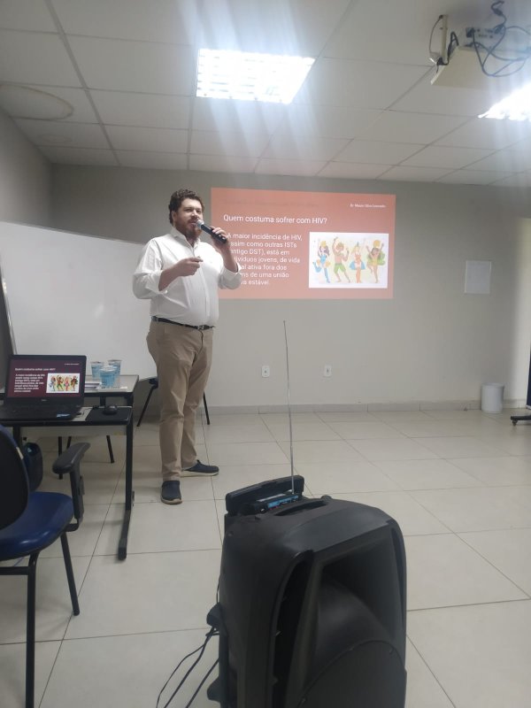 Daep promove palestra esclarecedora sobre ISTs para servidores