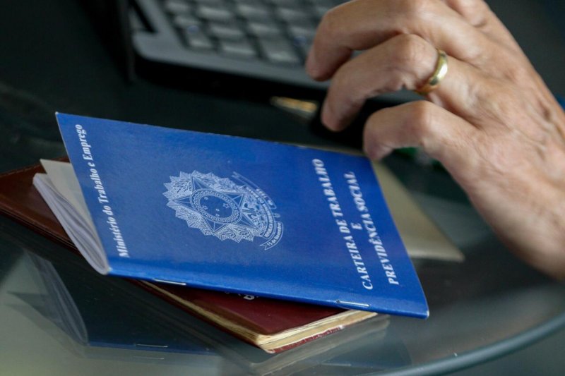 Região tem 980 vagas de emprego disponíveis nos PATs