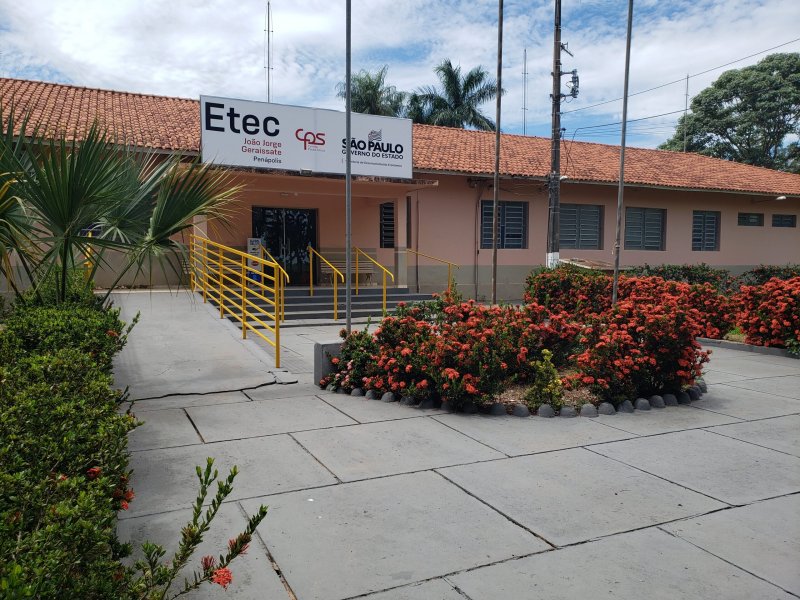 Etec Penápolis anuncia inscrições para Processo Seletivo para professor