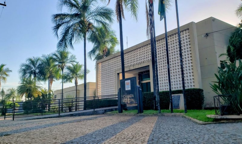 Câmara votará 22 projetos em sessão extraordinária nesta segunda-feira