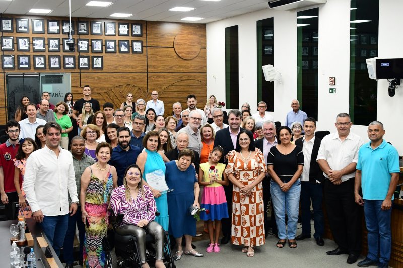 Jornalista Tania Pinheiro recebe título de Cidadã Penapolense