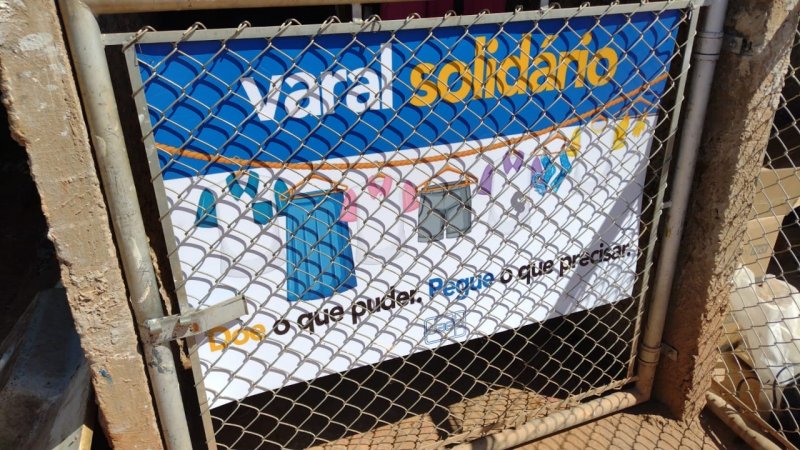 Daep inova com varal solidário no ecoponto do Jardim Del Rey