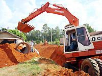 Daep retoma construção de galerias pluviais no Rosa Alberton