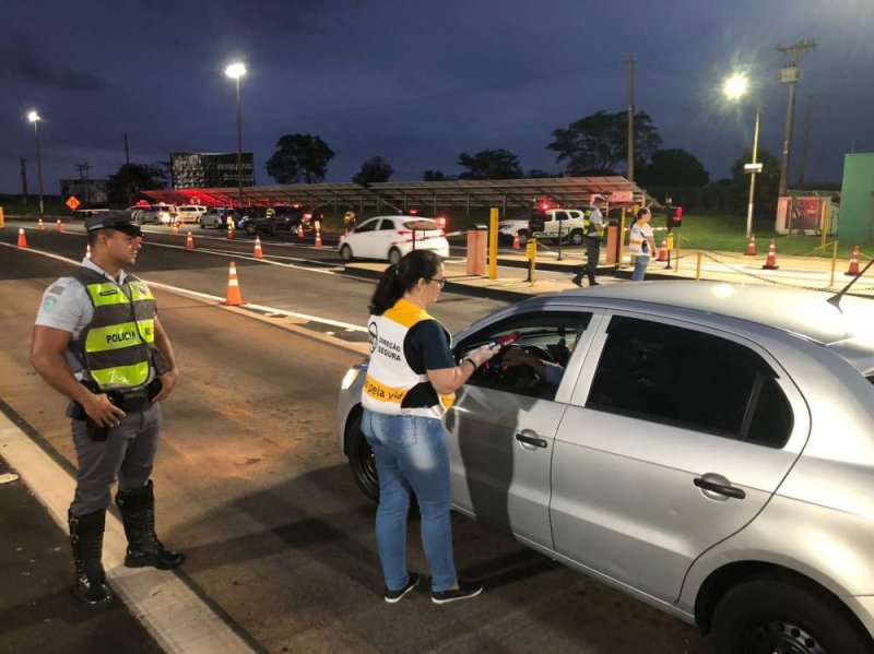 Fiscalização na Rondon flagra 5 motoristas dirigindo sob influência de álcool