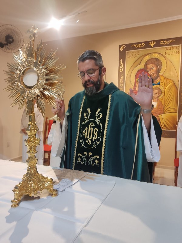 Tradição: comunidades cristãs celebram a Semana Santa