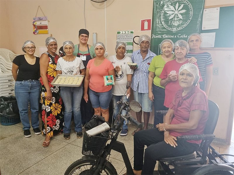 Curso de Processamento Caseiro de Amendoim é realizado em Barbosa