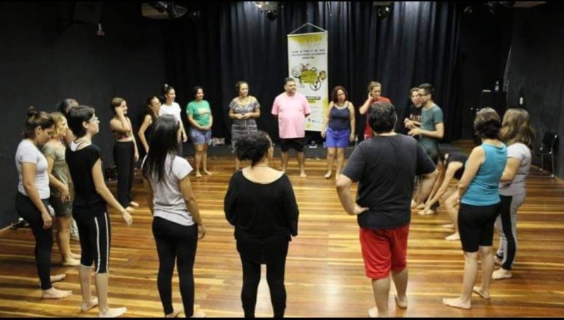 Cia Alternativa de Teatro comemora 8 anos com programação especial