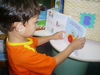 Projeto inclui bibliotecas infantis em creches