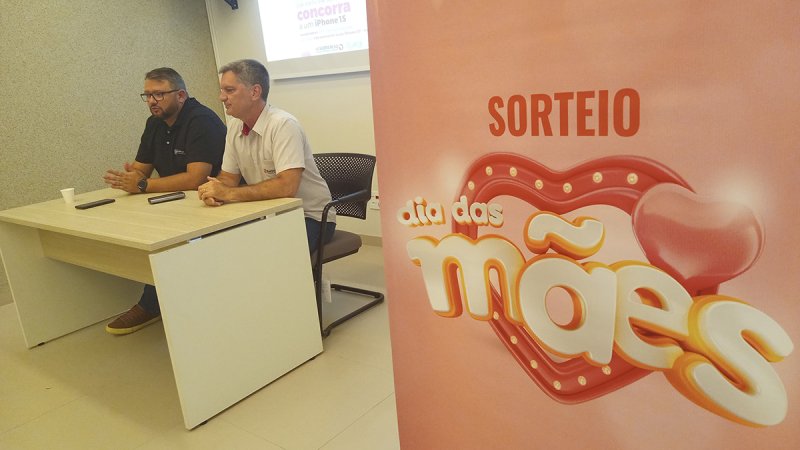Dia das Mães: comércio abre em horário especial neste sábado