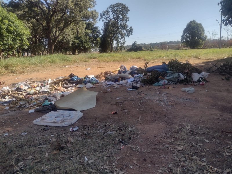 Novos ecopontos: Câmara Municipal reclama descarte indevido de lixo