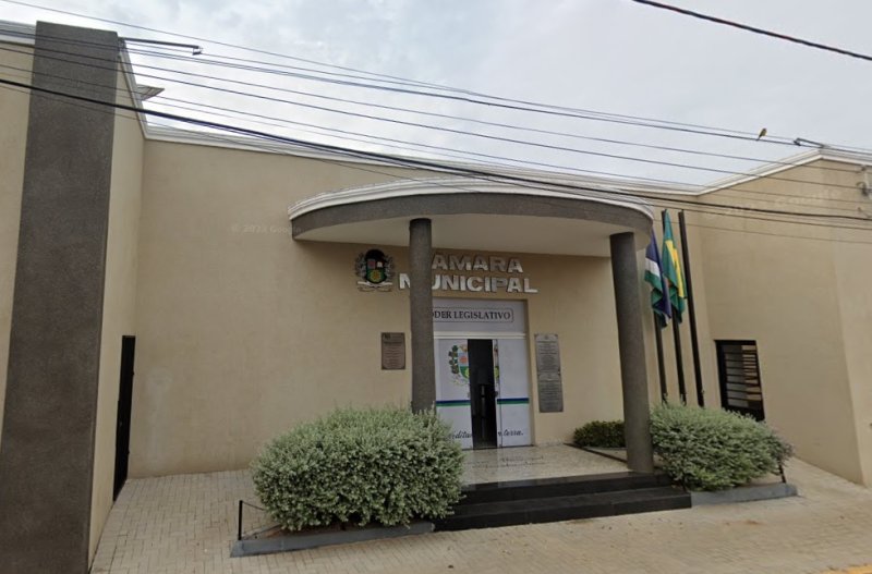 Câmara de Avanhandava retifica edital de concurso para advogado