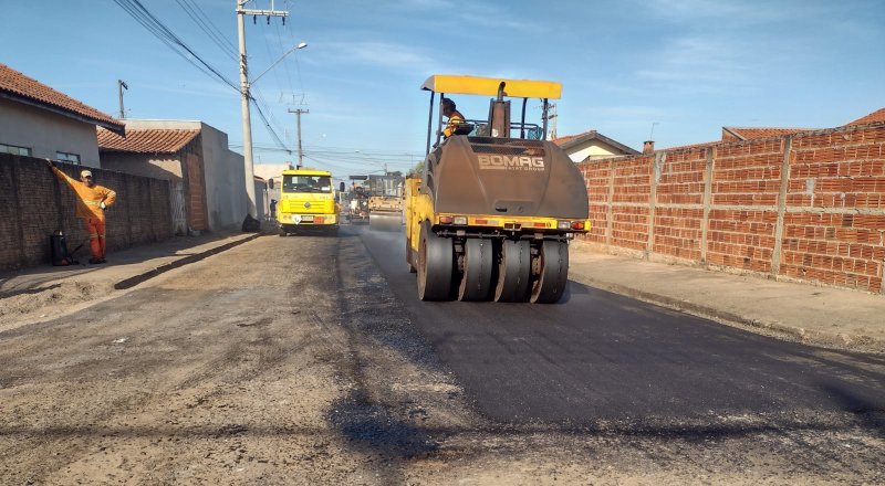 Programa Asfalto Tinindo conclui recape na avenida Joaquim Nunes da Silva