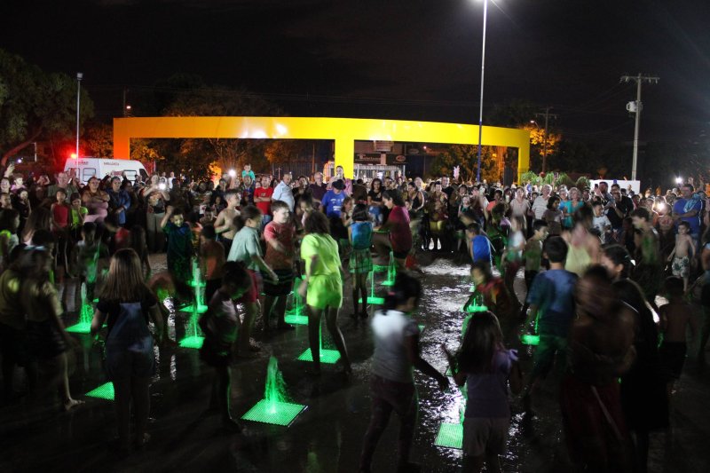 Comunidade penapolense prestigia entrega do novo Parque Maria Chica