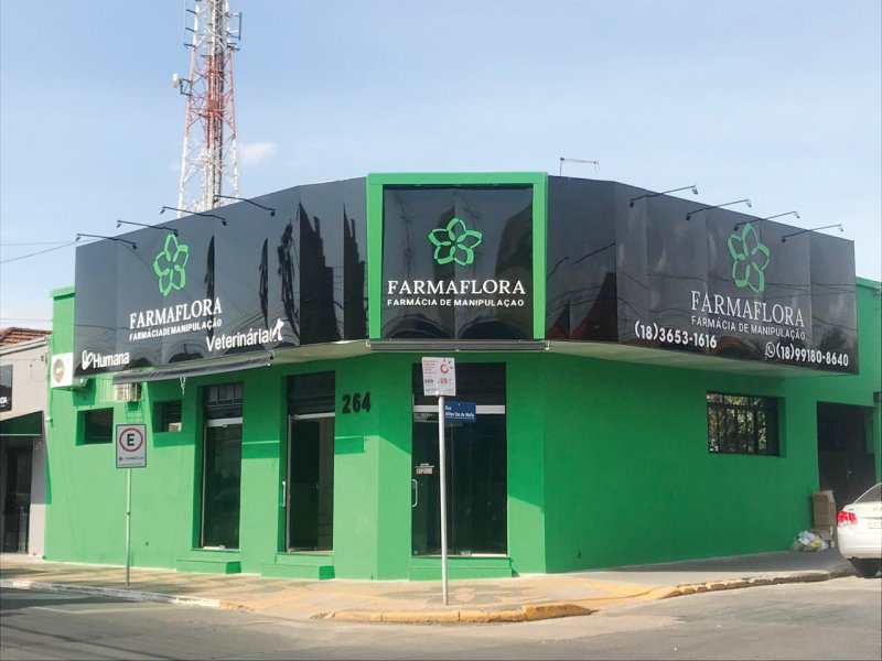 Social: Farmaflora faz 21 anos