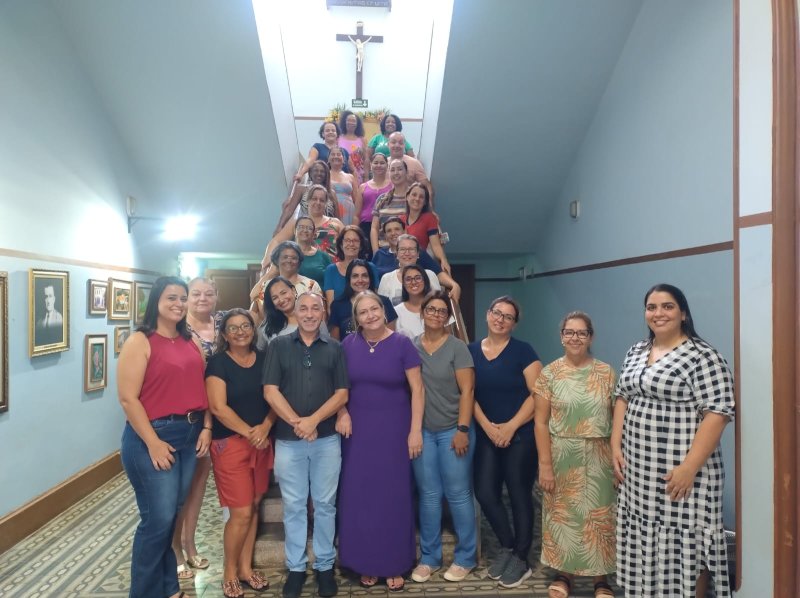 EE Luiz Chrisóstomo de Oliveira é 