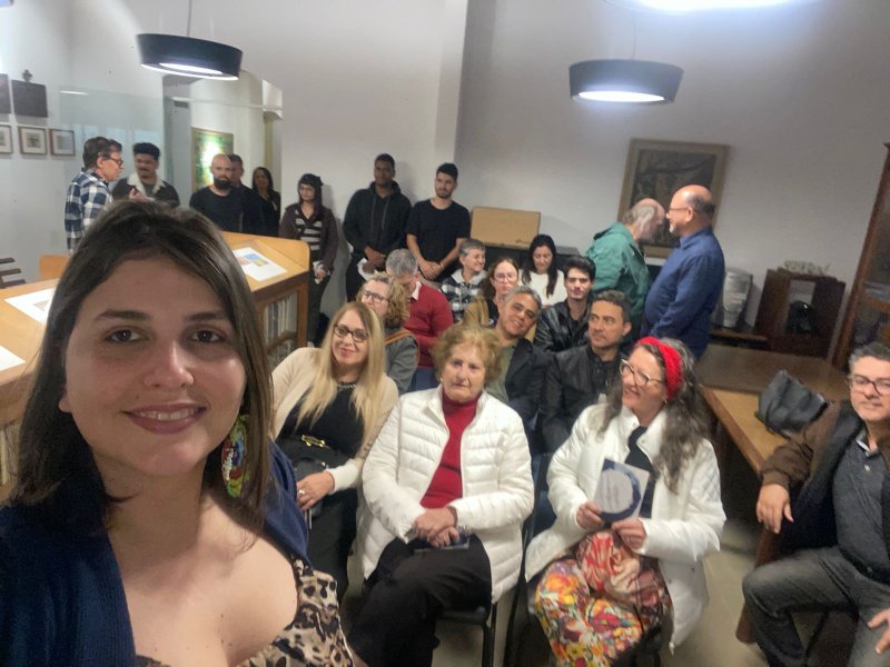 Escritora penapolense faz lançamento oficial de novo livro