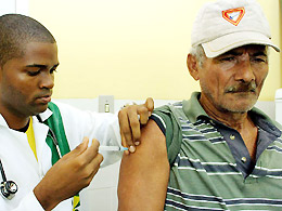 Gripe: Campanha quer vacinar mais de 5 mil idosos em Penápolis