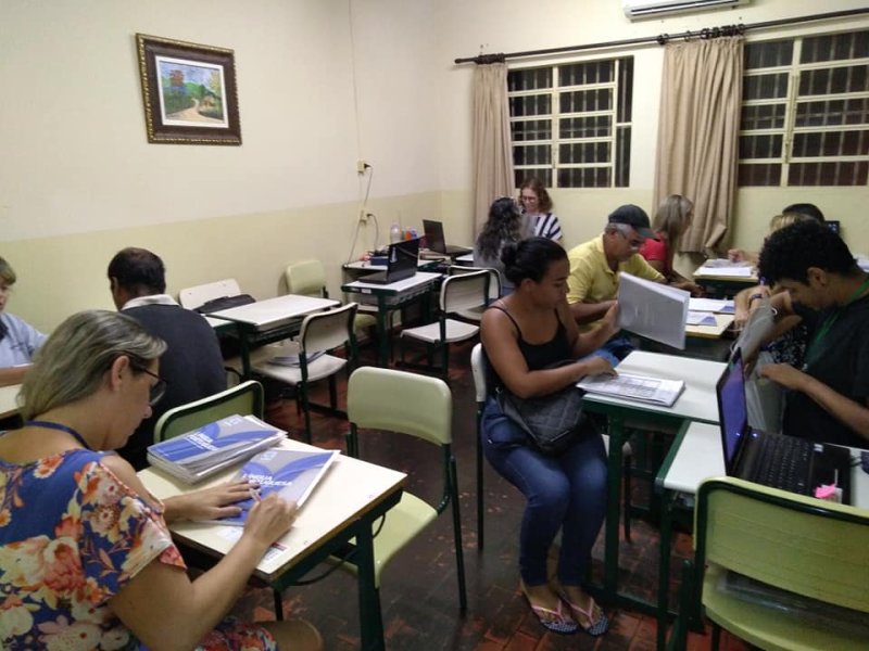 Ceeja oferece oportunidade de retomada dos estudos
