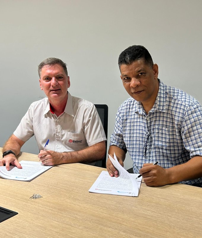 Comerciários conquistam reajuste de 5%