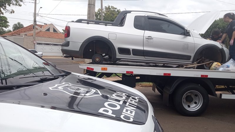 Carro roubado em José Bonifácio é encontrado em Penápolis