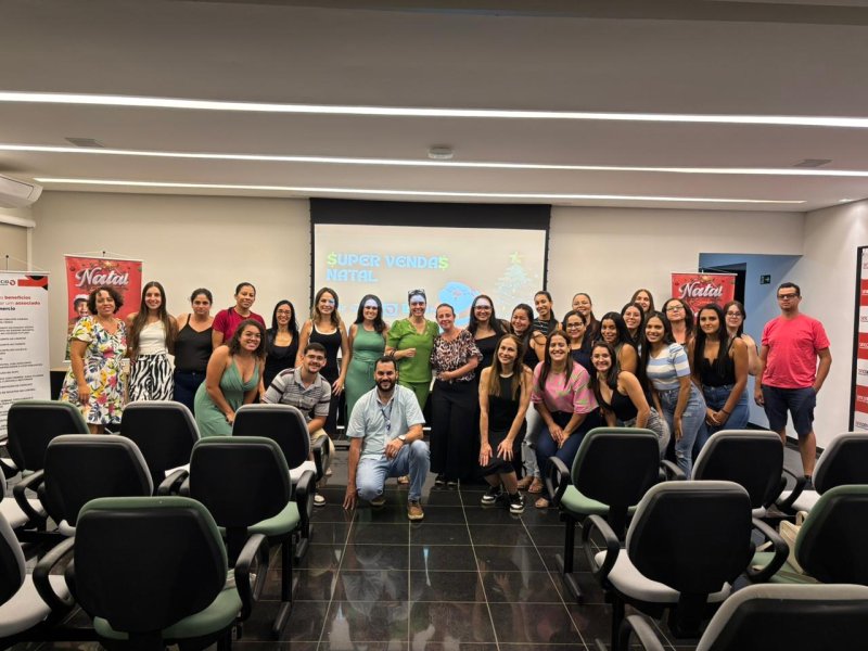 Comerciantes e funcionários fazem capacitação sobre vendas de Natal