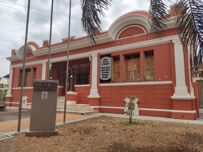 Evento agita Praça 9 de julho com atividades culturais e artísticas