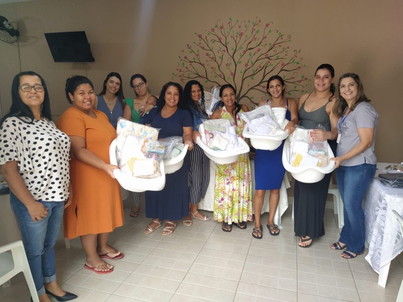 Cras Eldorado conclui atividades do grupo de gestante com entrega de enxoval