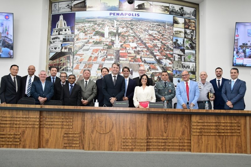 Mandato 2025/2028: vereadores, prefeito e vice-prefeito são empossados