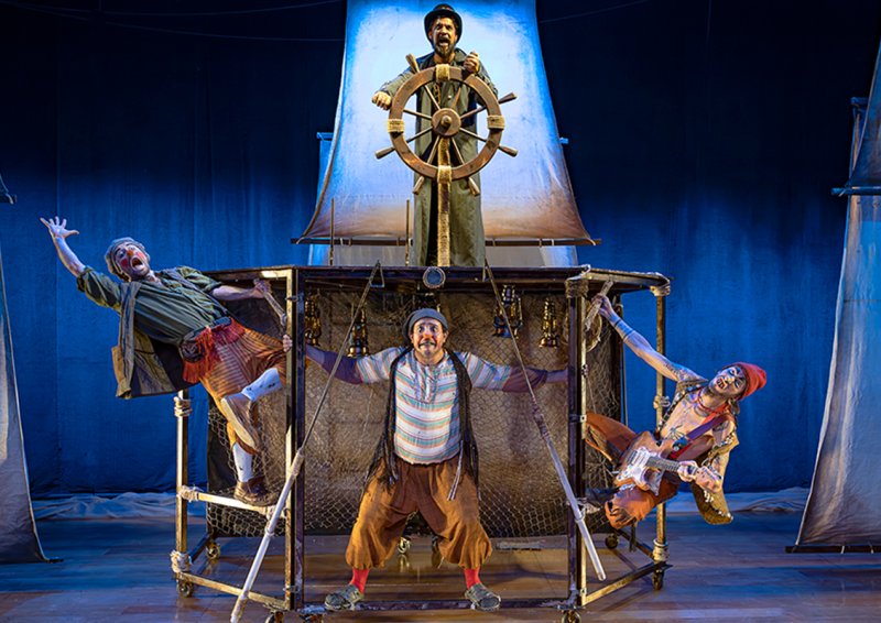 Cia. de 2 apresenta Moby Dick e os  caçadores de baleia no Sesc Birigui