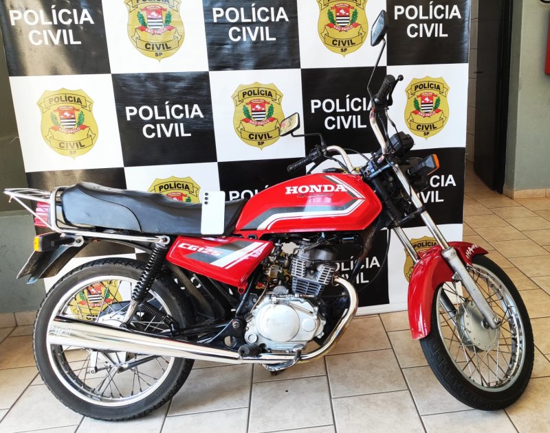 Polícia Civil prende jovem com celular furtado e moto adulterada em Penápolis
