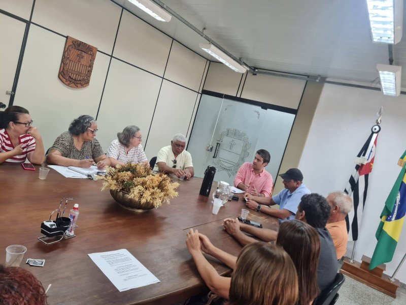 Servidores municipais recebem gratificação de R$ 600 no próximo dia 13 de fevereiro