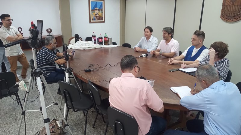 Entrevista coletiva: prefeito de Penápolis fala das ações neste início de 2025