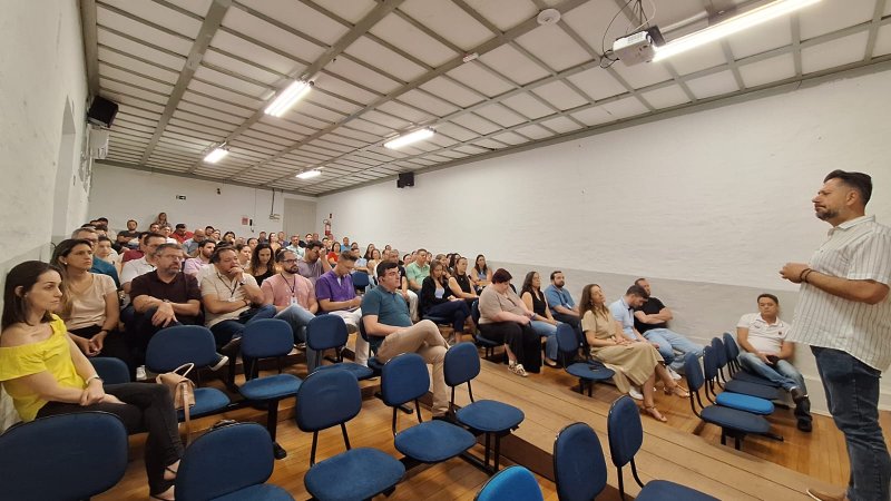 Reunião Pedagógica marca início de semestre letivo de 2025 na Funepe