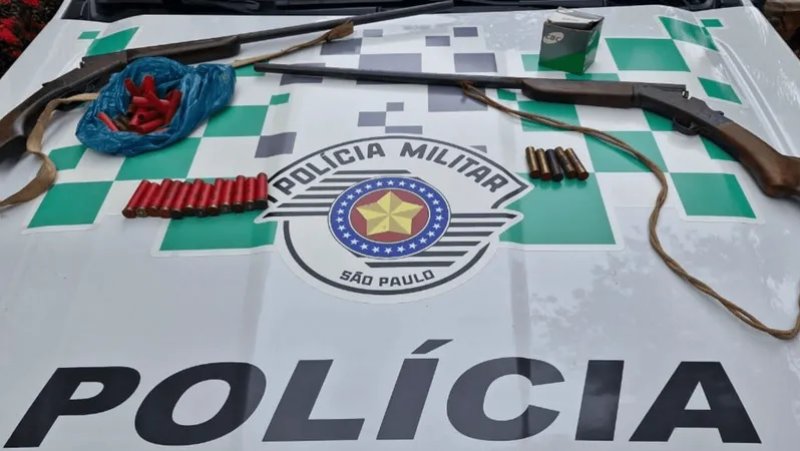 Polícia Ambiental apreende espingardas e munições em propriedades rurais de Promissão