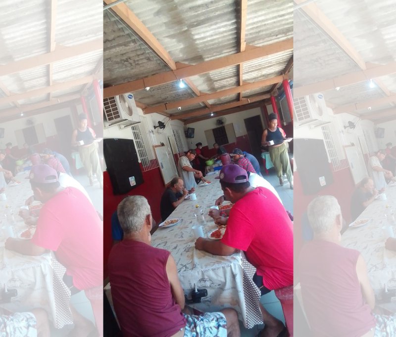 Moveca intensifica abordagem de moradores em situação de rua em dias de calor em Penápolis