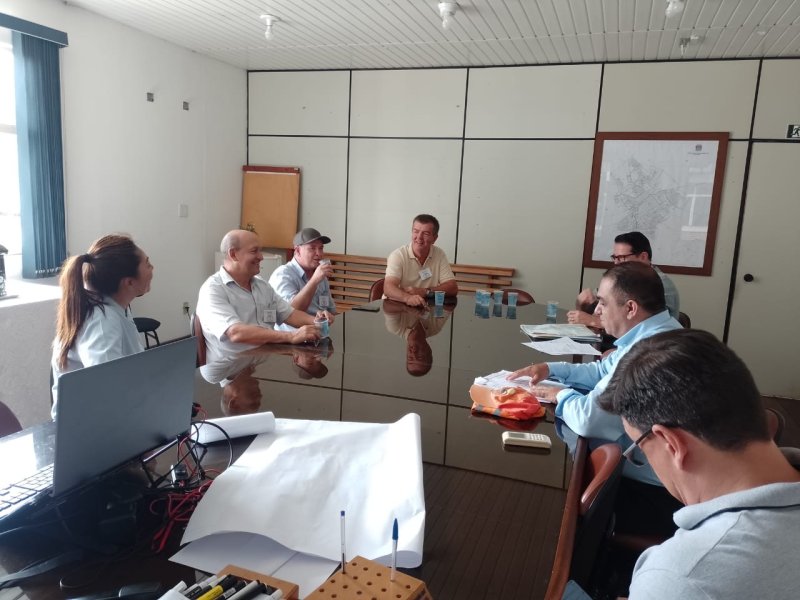 Comitiva de José Bonifácio conhece projetos de excelência do Daep